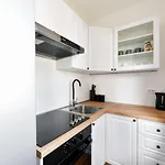 Apartman Canada